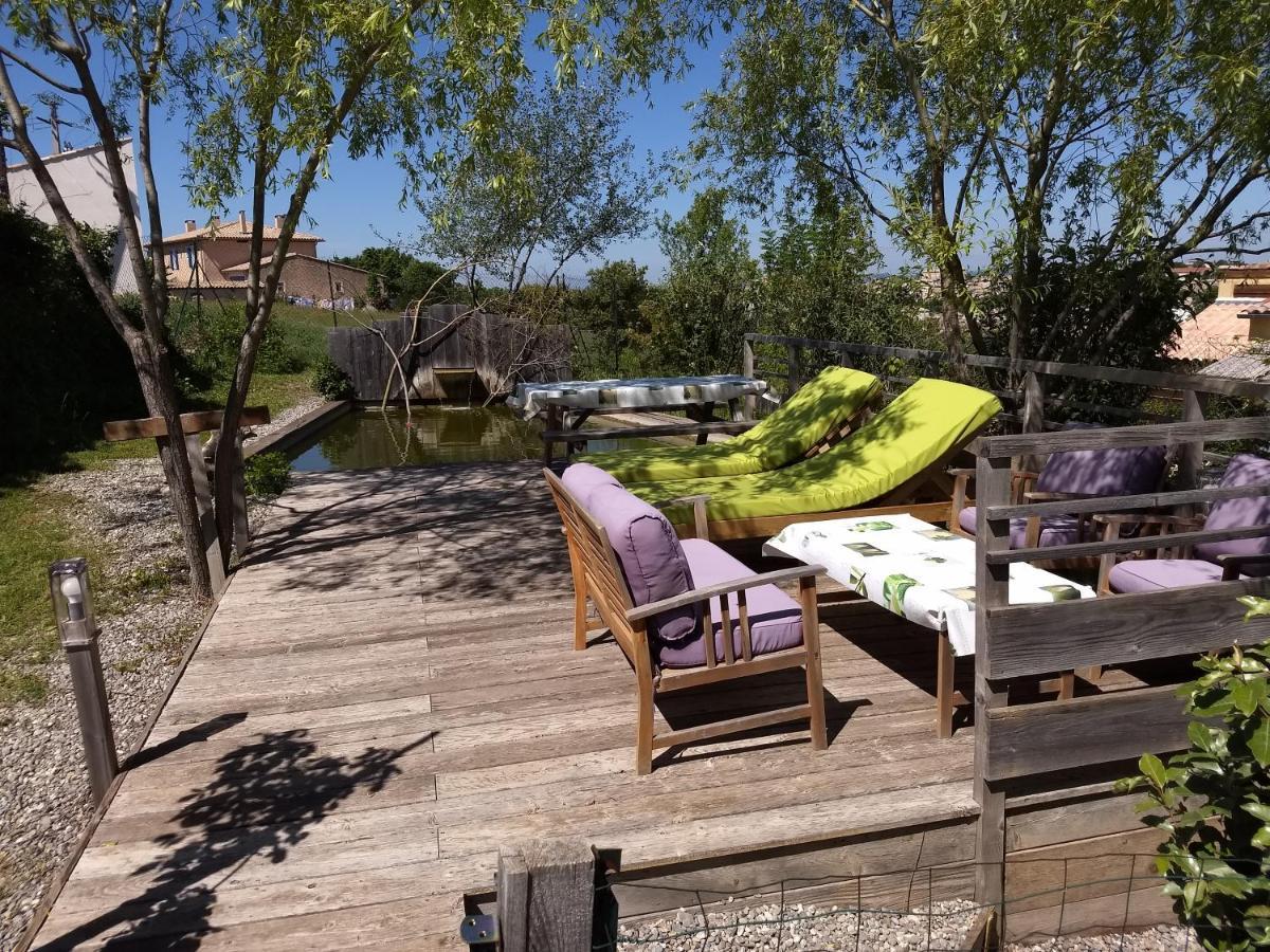 Bed and breakfast Les Terrasses de Valensole Extérieur photo